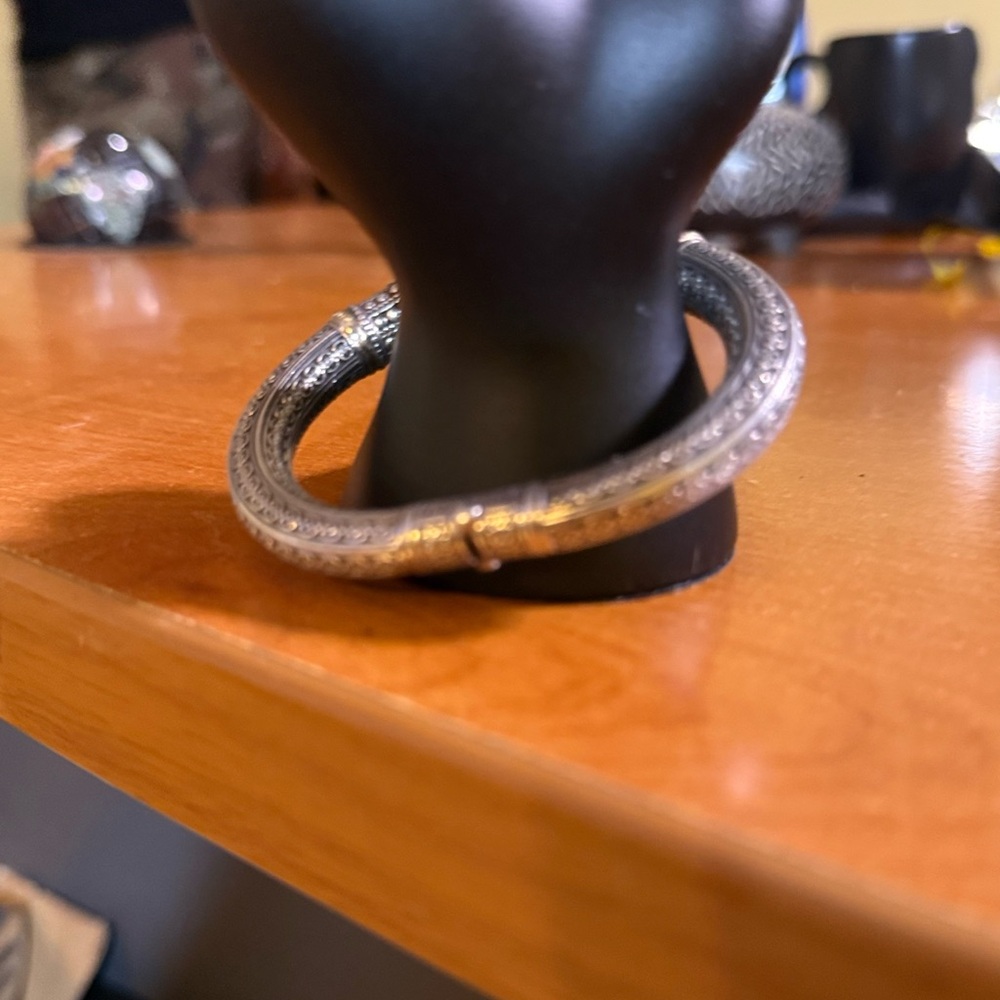 Temporary Sale!!!!!!
Elegant Silver and Gold Pearl Cuff Bracelet - Picture 10 of 10